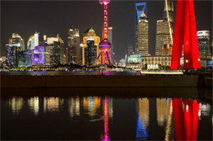 爱情与事业的平衡:上海的探索 爱情与事业的平衡:上海的探索